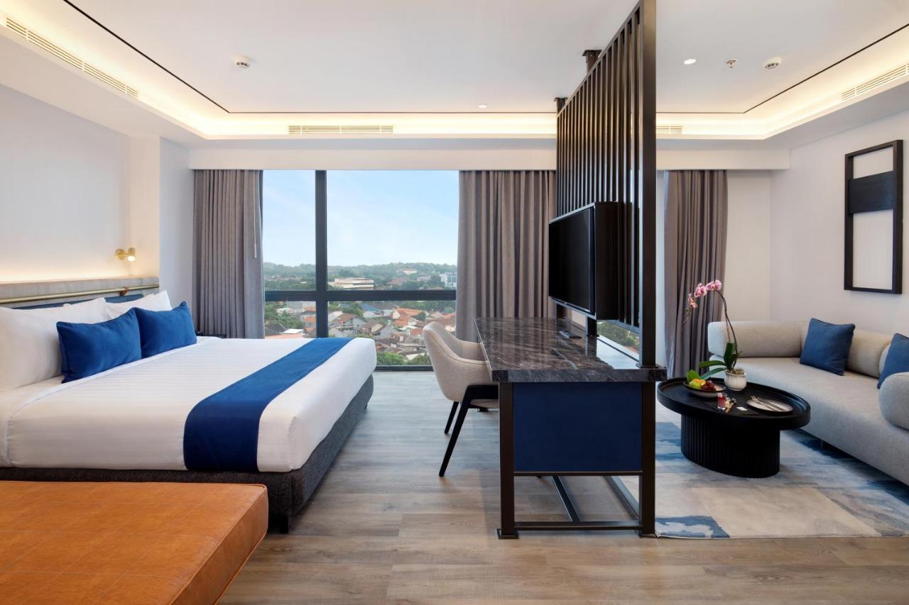 Hotel Aruss เซอมารัง ภายนอก รูปภาพ